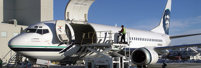 aircraft680-737-400combi